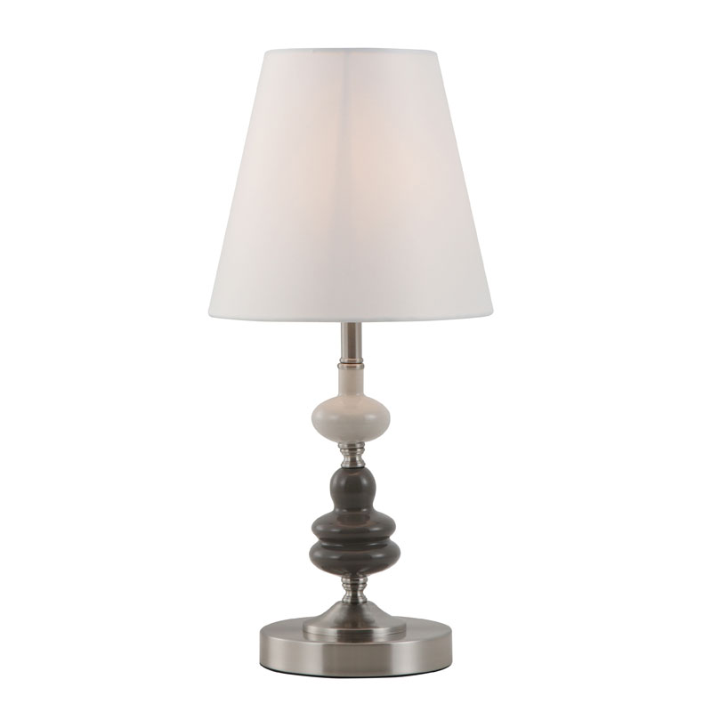 Moderní bubnová stolní lampa ve stínu bílé barvy